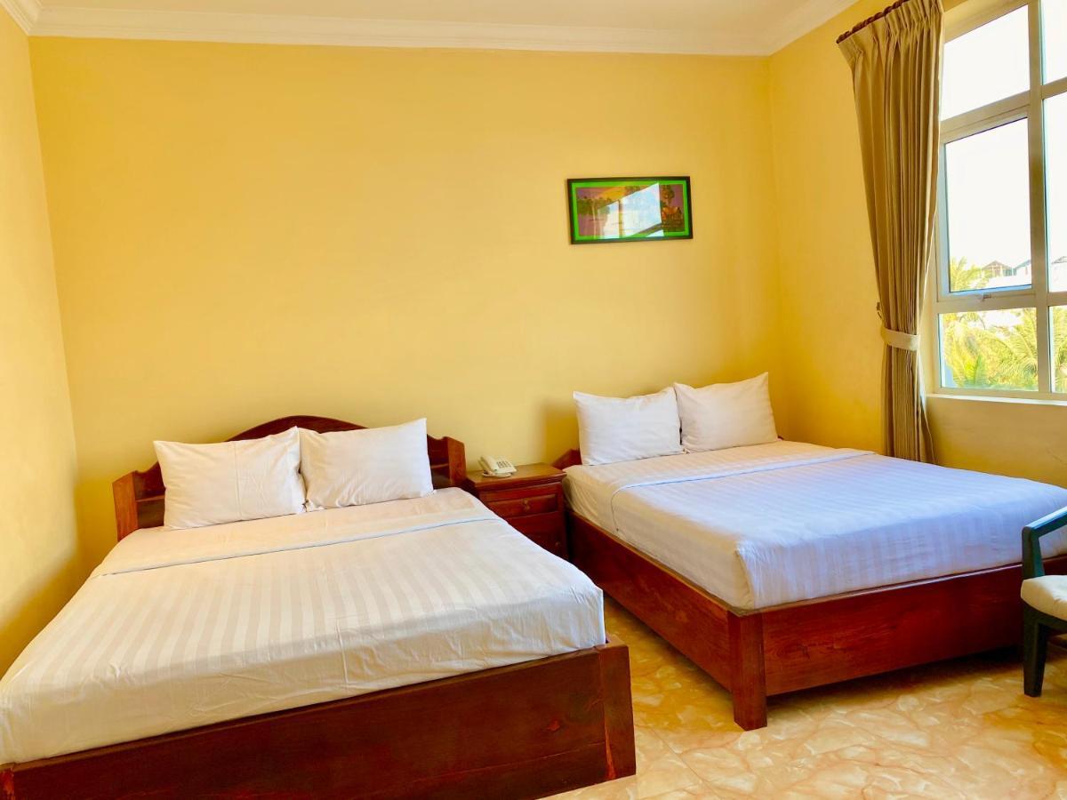 Jasmine Hotel& Sky Bar Battambang Exterior photo